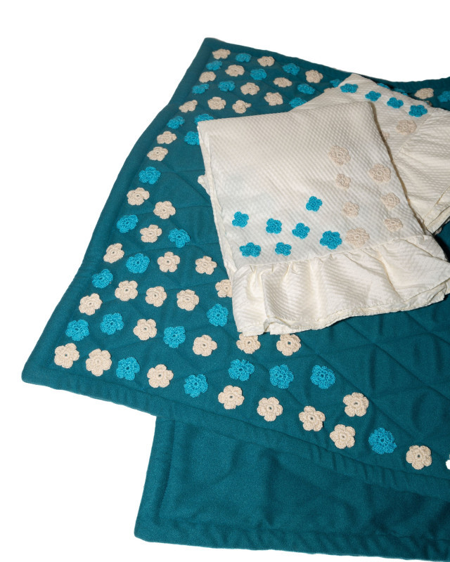 Sea green prayer mat with a prayer set - Hover