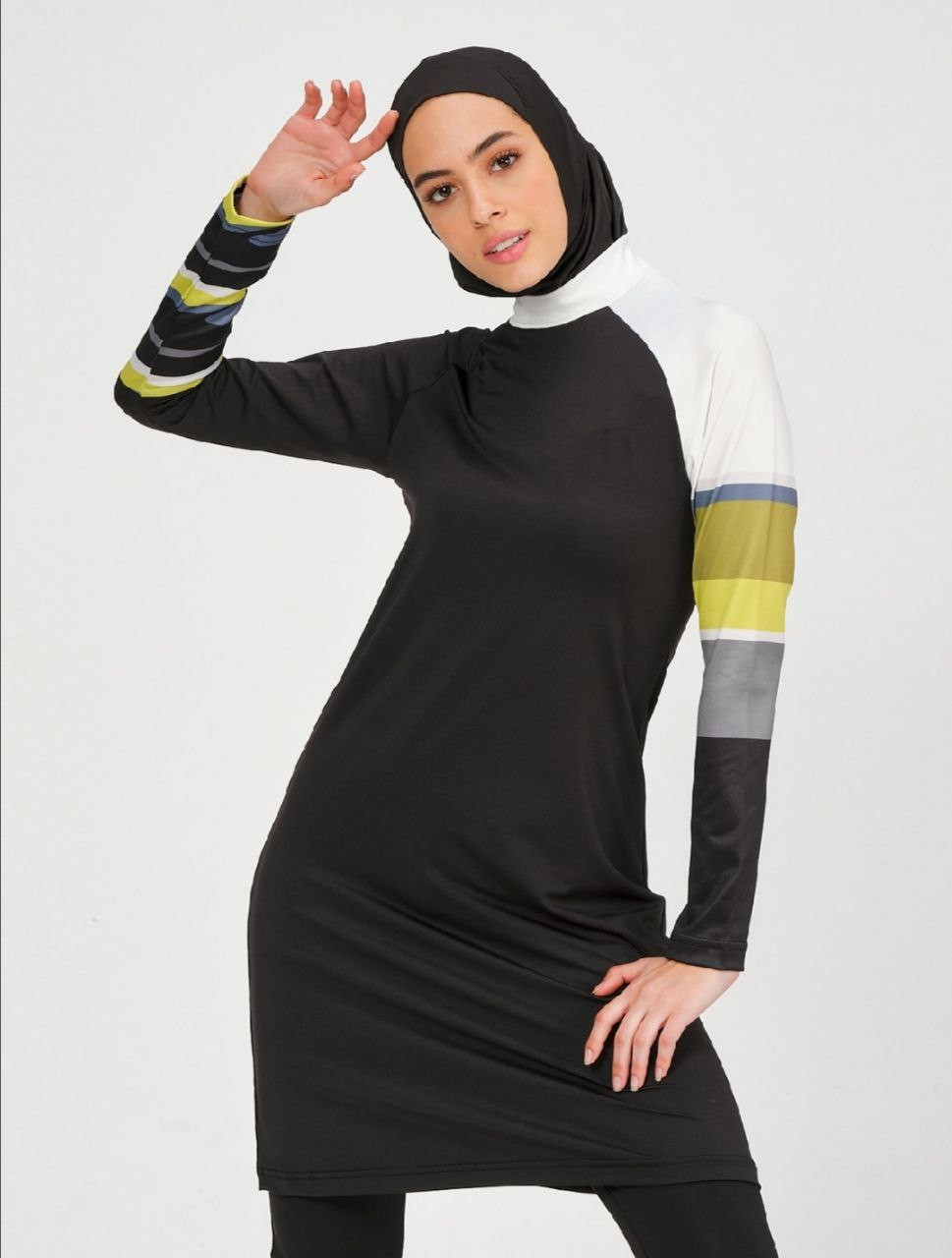 Colorful sleeves swimsuit