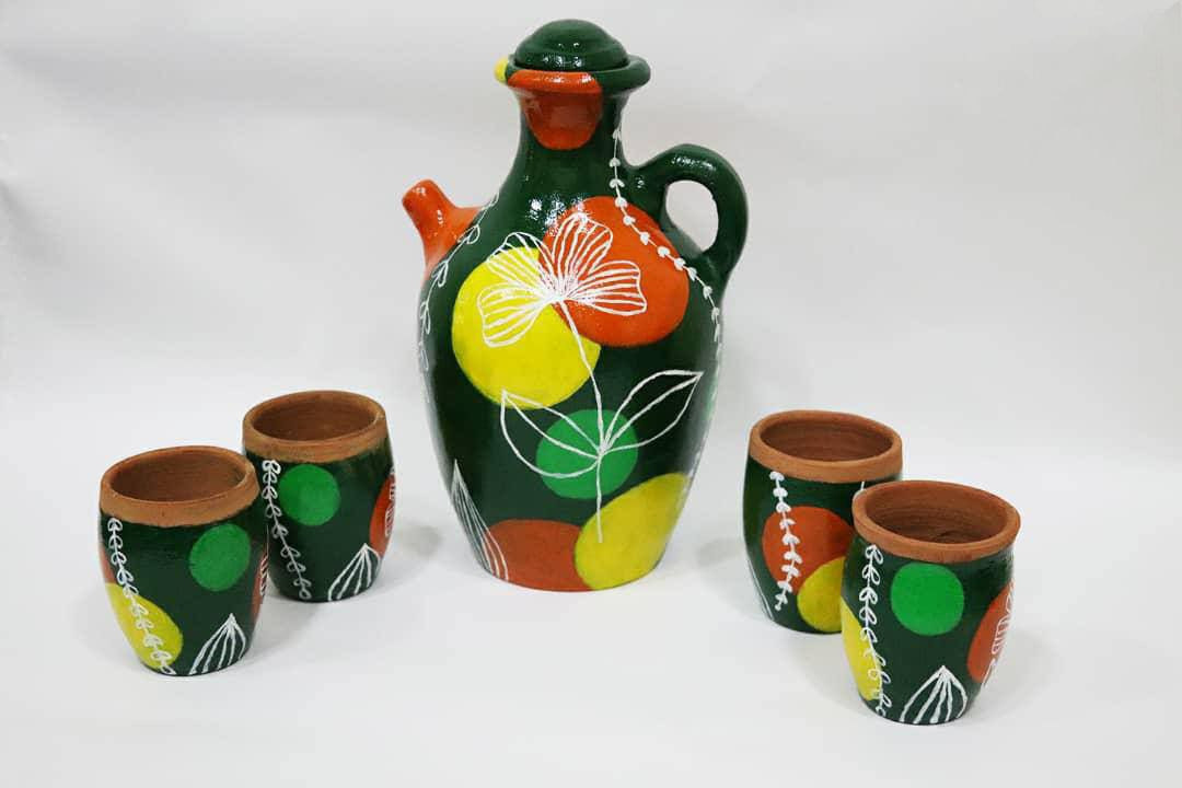 Jar and cups set