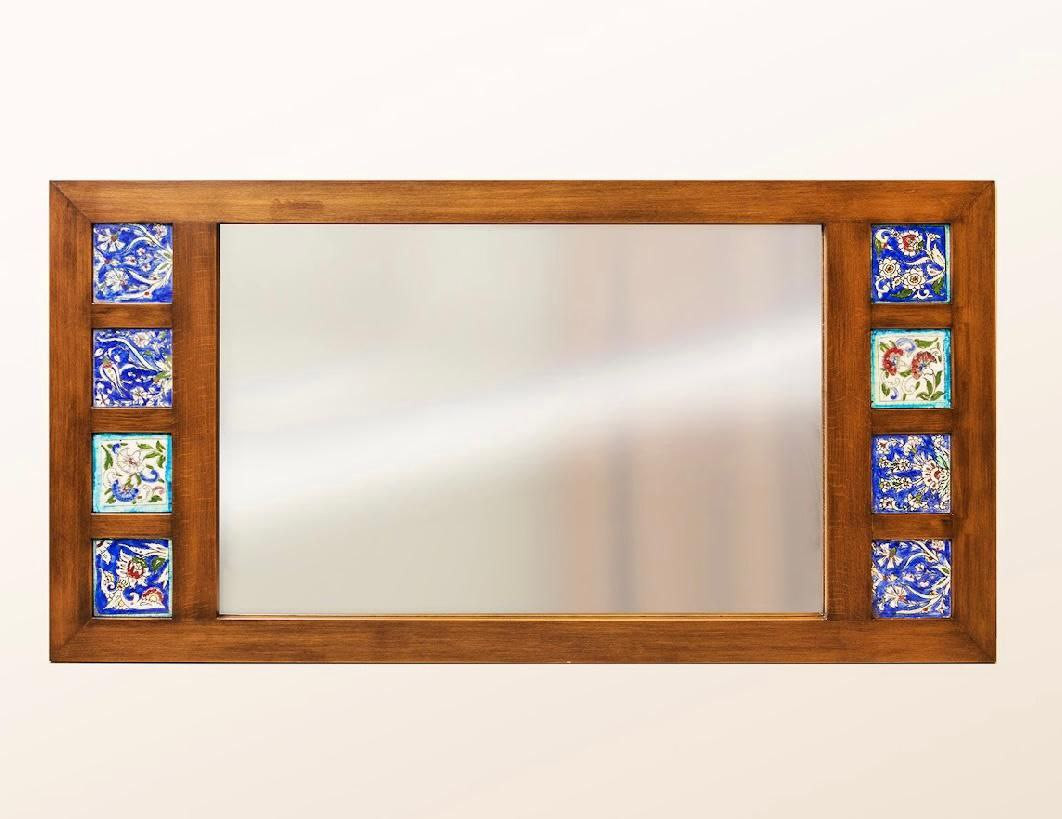 Rectangular tiled mirror
