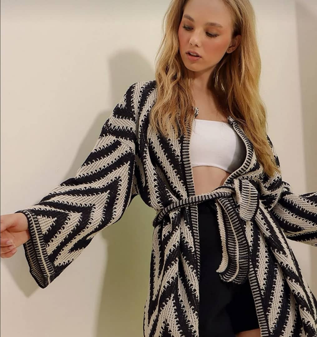 black and beige cardigan - Hover