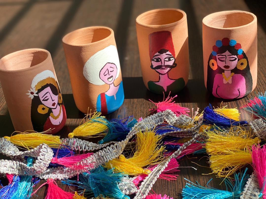 Jar and cups set - Hover