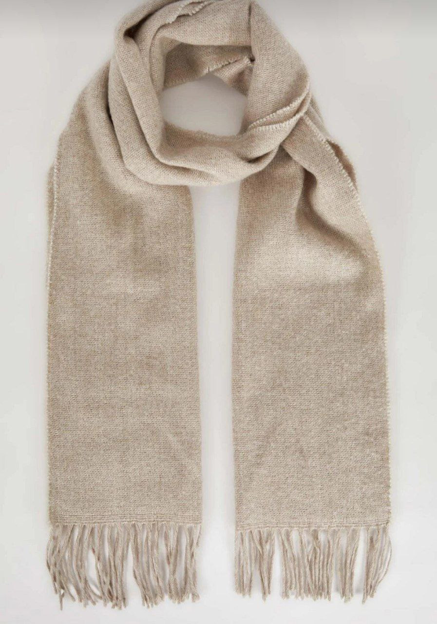 Gray scarf - Hover
