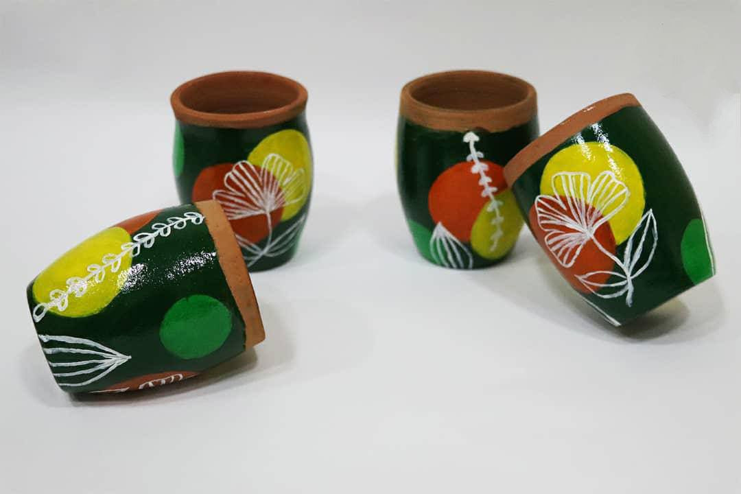 Jar and cups set - Hover