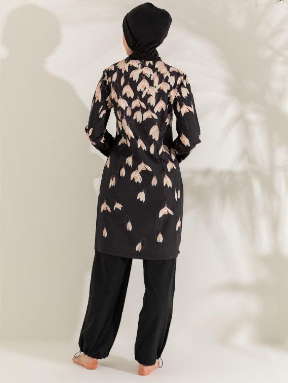 Floral swimsuit - Hover