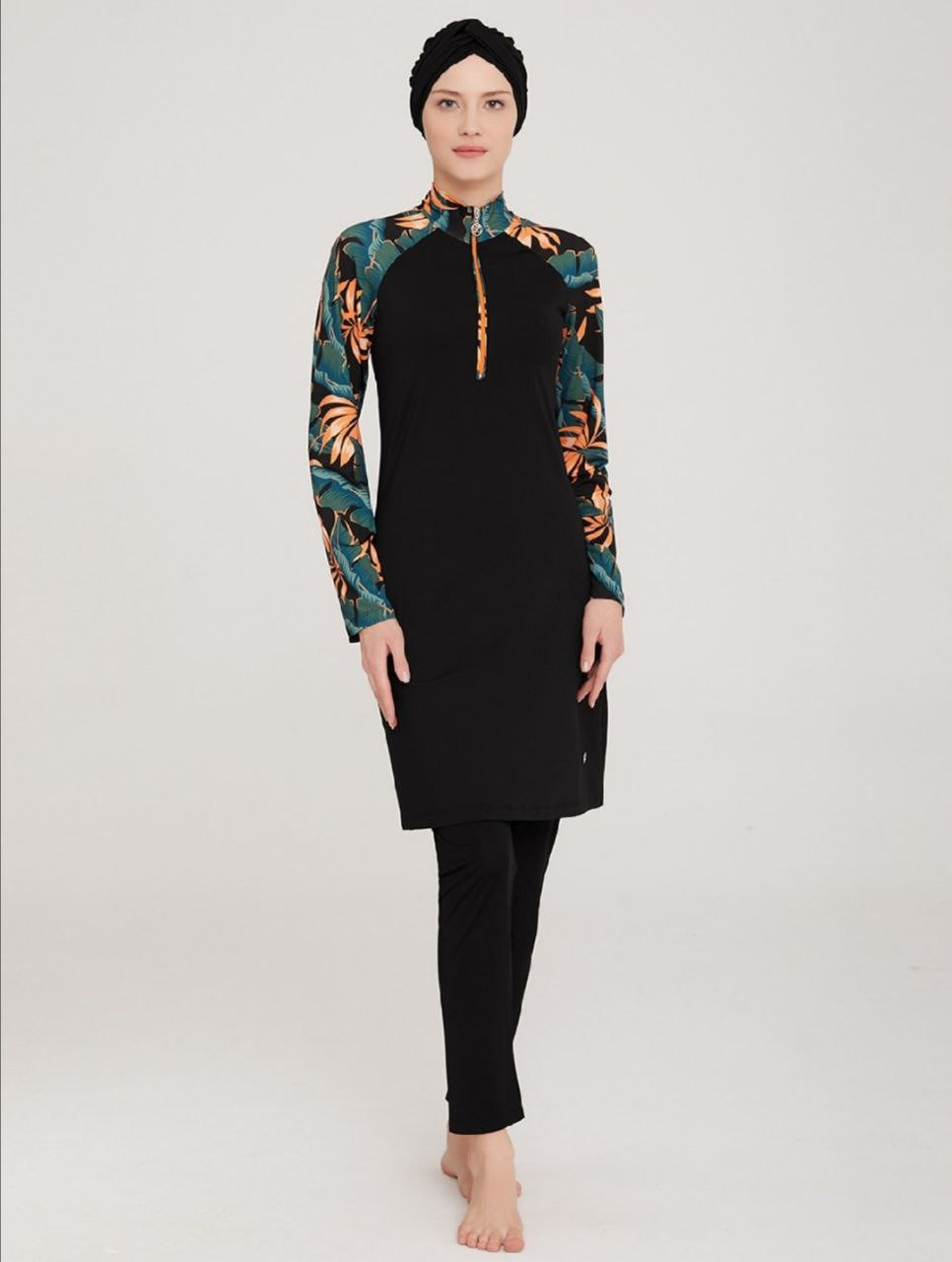 Green sleeves swimsuit - Hover