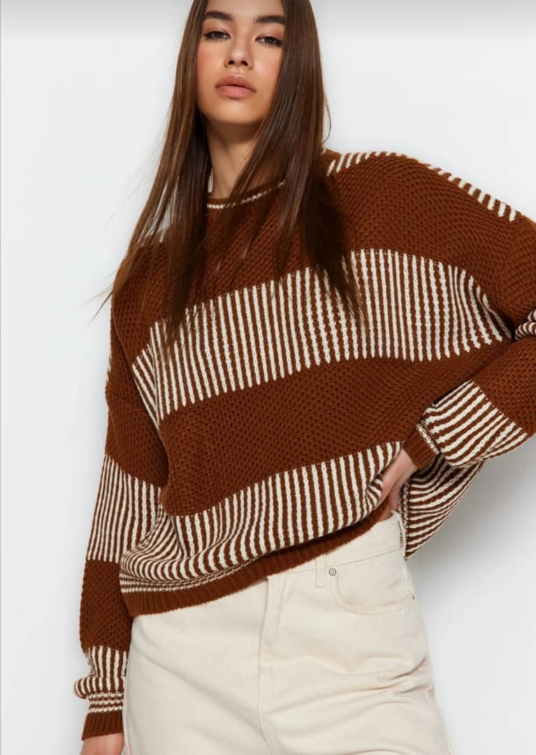 striped kintted sweater - Hover