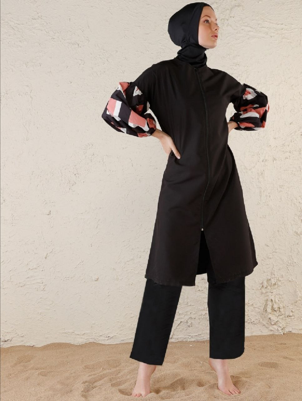 Colourful sleeves swimsuit - Hover