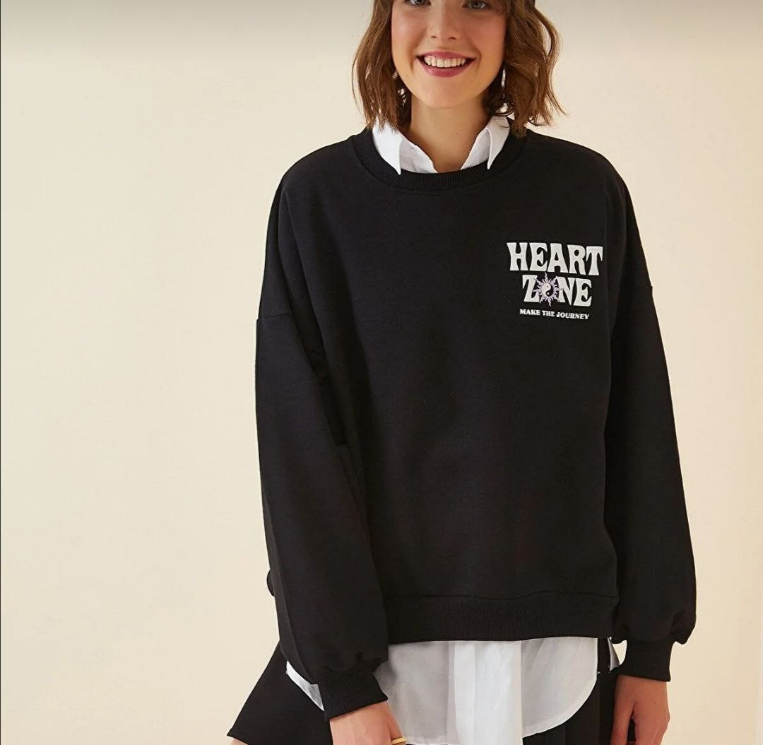 Black - simple shirt