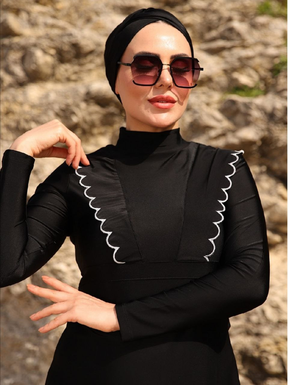 Simple and Black swimsuit - Hover